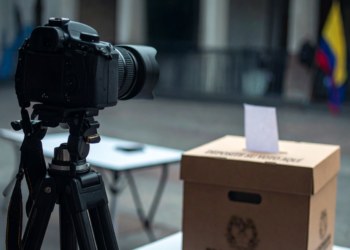 En Colombia, las agresiones contra la prensa durante cobertura electoral aumentaron 227% frente a 2022