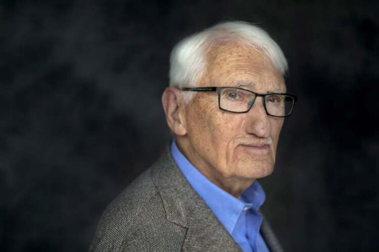 ¿Por qué simpatizo con el pensamiento de J. Habermas?